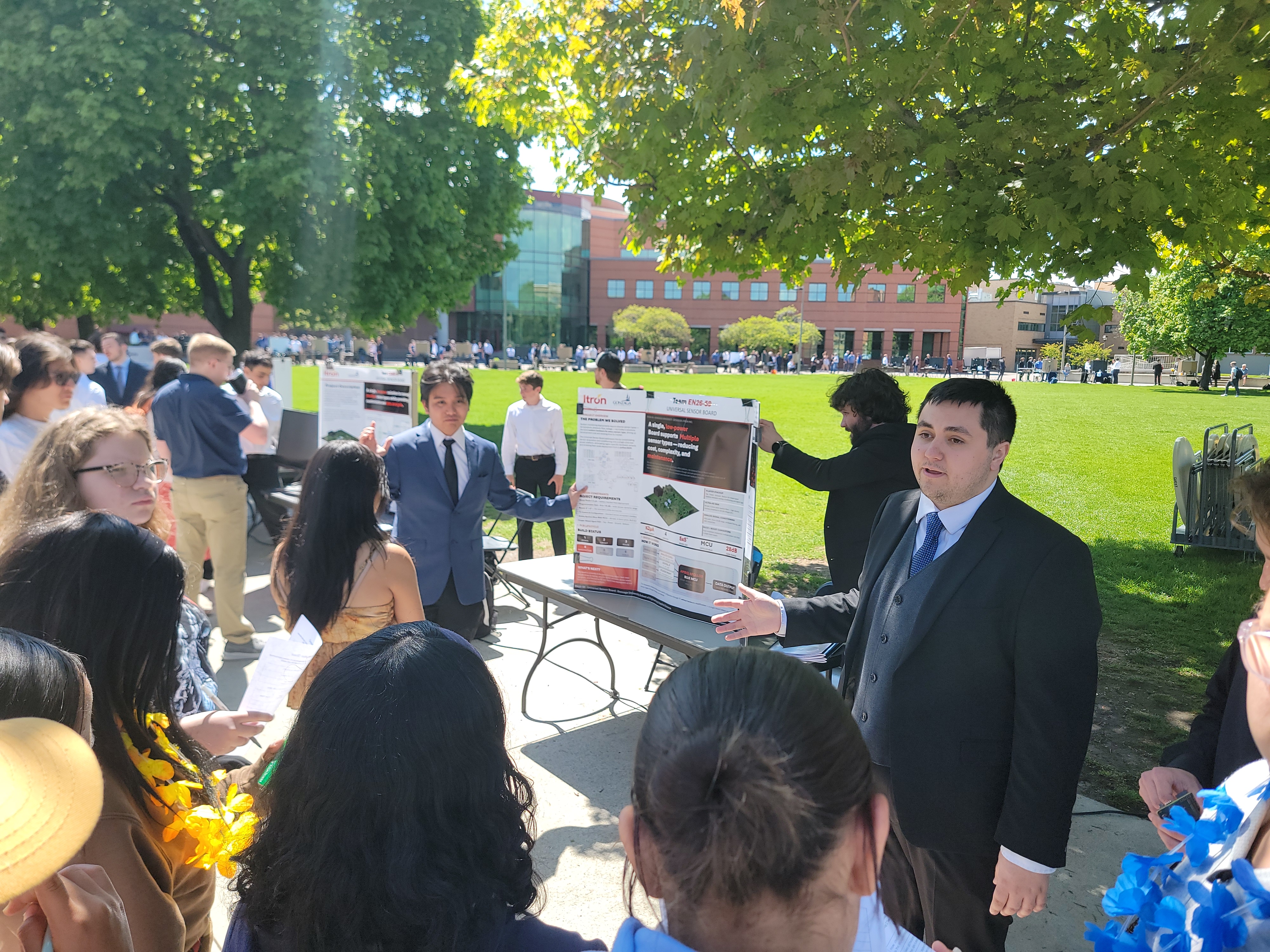 EN26-59 team at the Gonzaga capstone expo